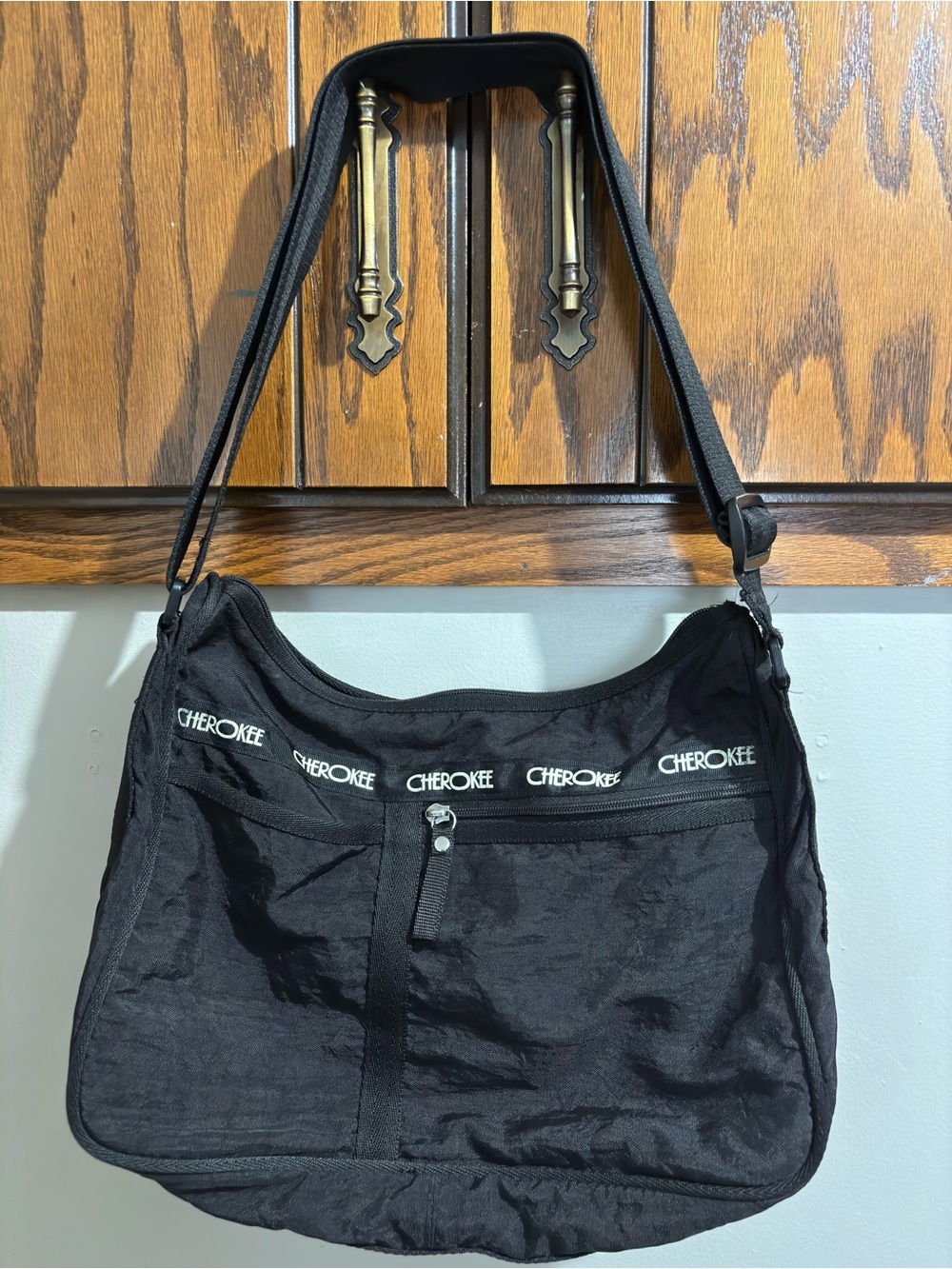 Vintage Black Messenger Crossbody Gym Travel Bag Zippered Y2K 2000s Cherokee